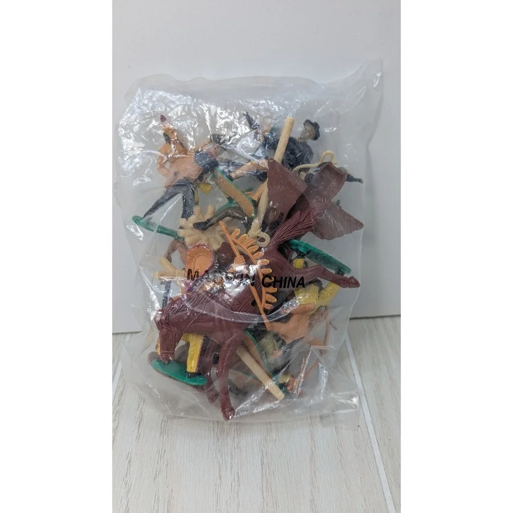 Learning Express Cowboys and Indians Figures Set Cake‎ toppers diorama